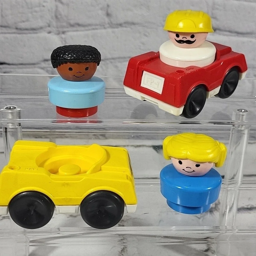 Vintage‎ Fisher-Price Little People Chunky Figures With Cars Lot of 5Pcs